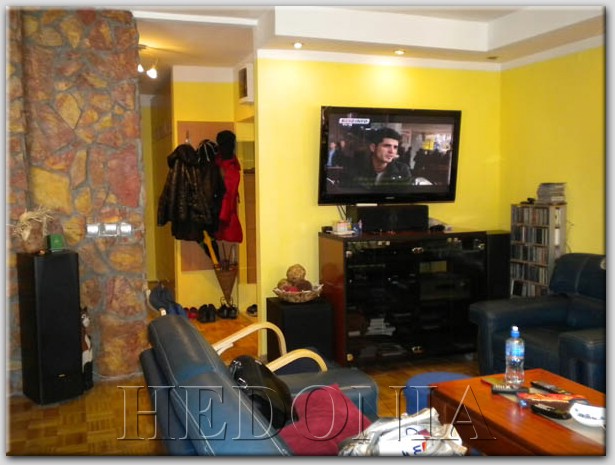 Prodajem Stan-Apartman, Bežanijska Kosa, Beograd Grad